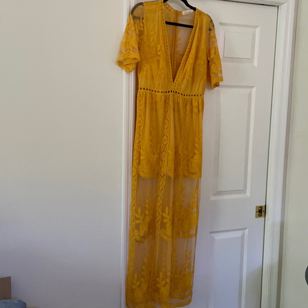 Lace Maxi Dress